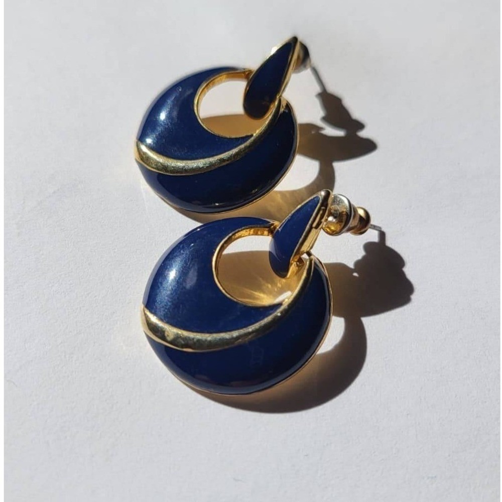 Vintage Gold Tone Navy Blue Enamel Earrings Pierced Clip On - Picture 7 of 7
